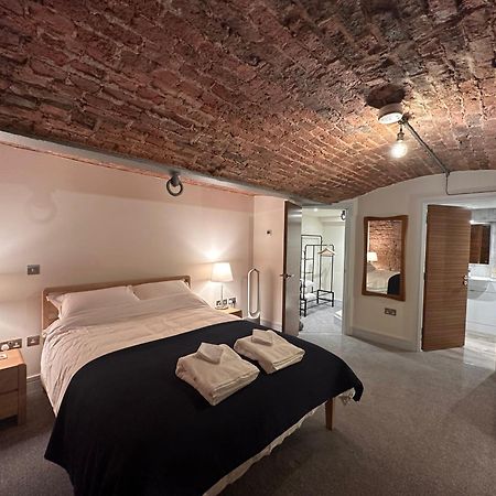 The Engine House At Dixons Chimney Near Carlisle Castle Unique Historic Apartment With 65 Inch Sky Glass And Private Parking ภายนอก รูปภาพ